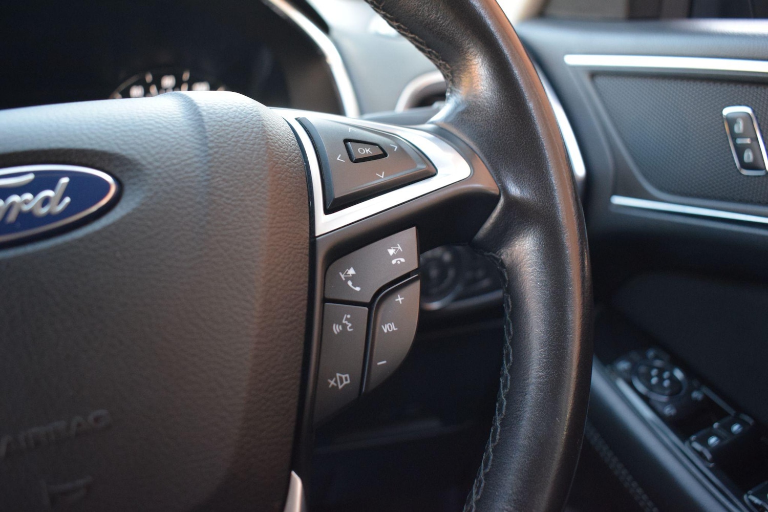 Used Ford Galaxy 2021 for sale - 76825259: Photo 25