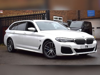 Used BMW 5 Series 2022 for sale - 76965055: Photo