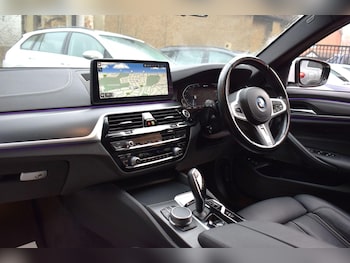 Used BMW 5 Series 2022 for sale - 76965055: Photo