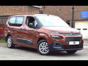 2022 (71) - 50kWh Feel XL Auto 5dr (7.4kW Charger)