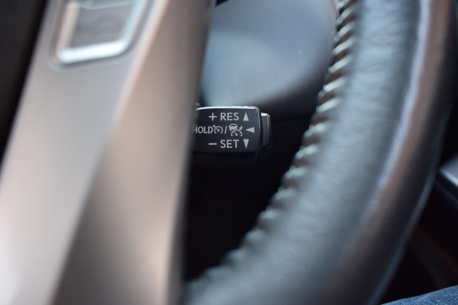 Used Toyota Prius+ 2020 for sale - 77957354: Photo 29