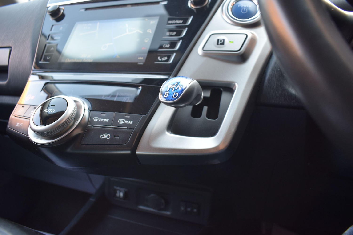 Used Toyota Prius+ 2020 for sale - 77957354: Photo 32