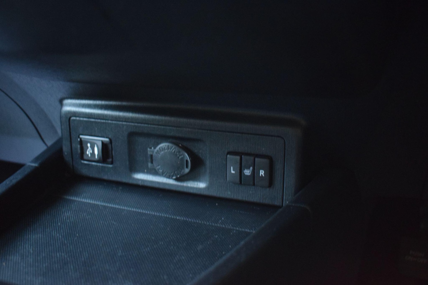 Used Toyota Prius+ 2020 for sale - 77957354: Photo 34