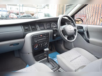 Used Vauxhall Vectra 2002 for sale - 78135743: Photo