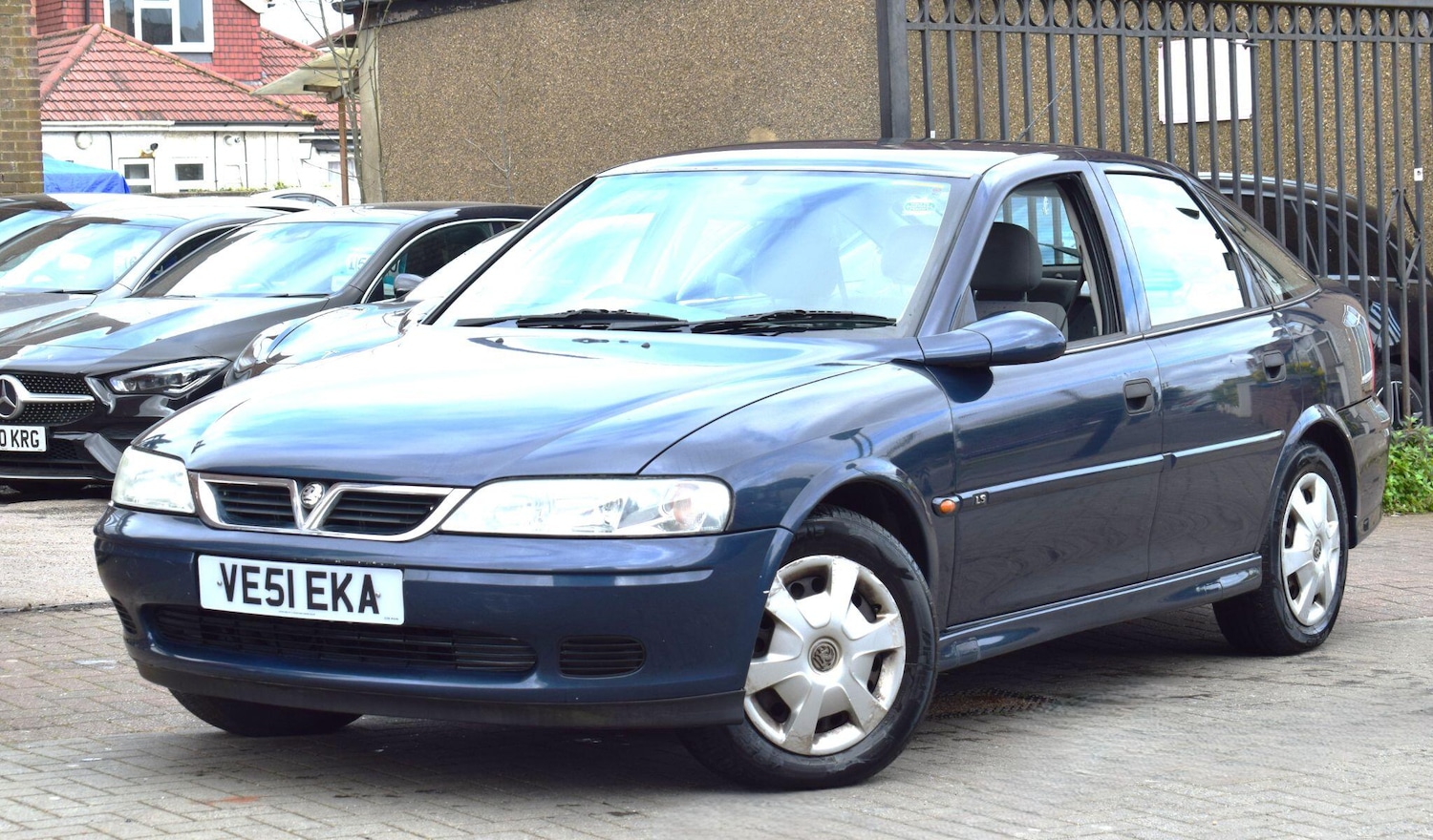 Used Vauxhall Vectra for sale - 78135743: Photo 3