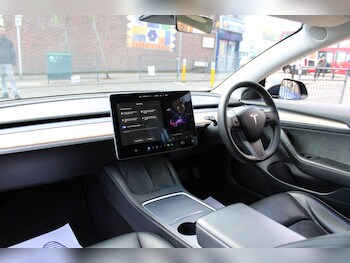 Used Tesla Model 3 2021 for sale - 78334570: Photo