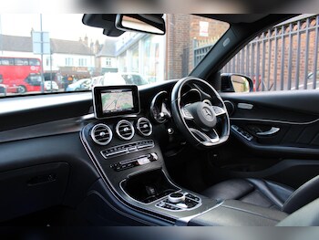 Used Mercedes-Benz GLC 2018 for sale - 78516223: Photo