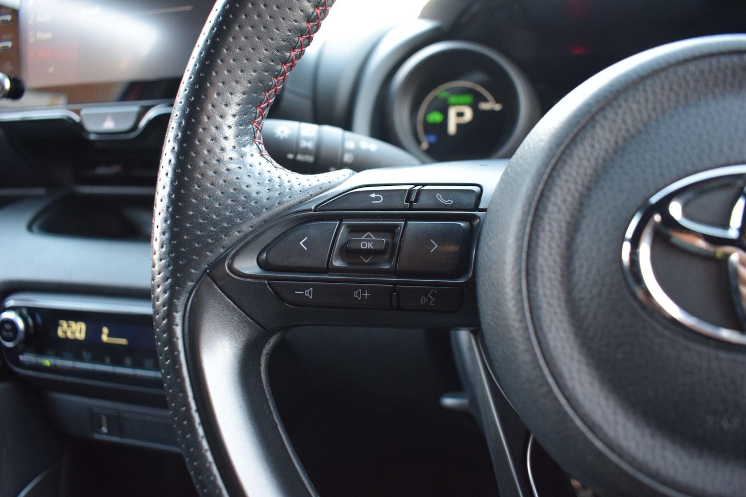 Used Toyota Yaris for sale - 78115902: Photo 32