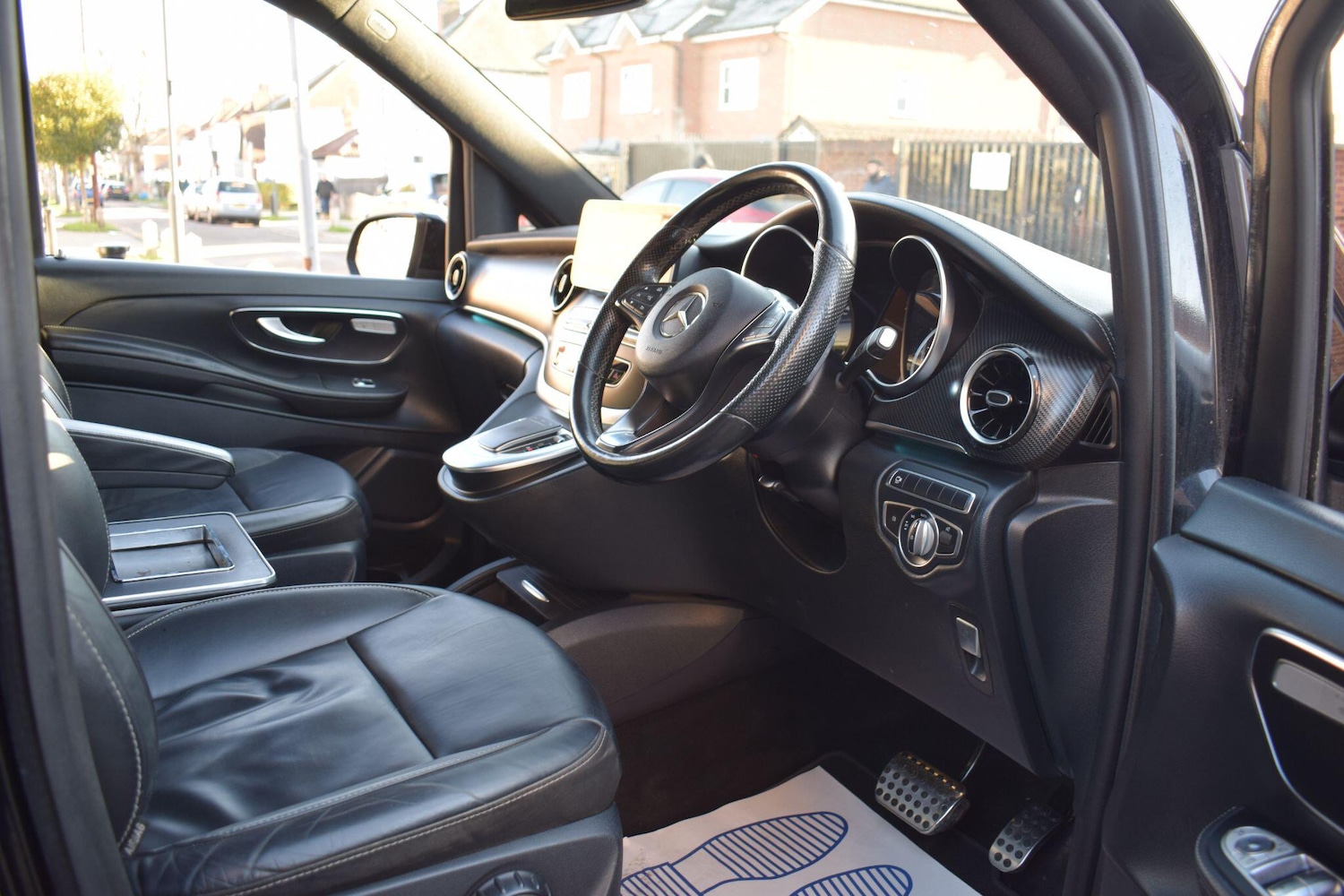 Used Mercedes-Benz V-Class 2020 for sale - 76645993: Photo 19