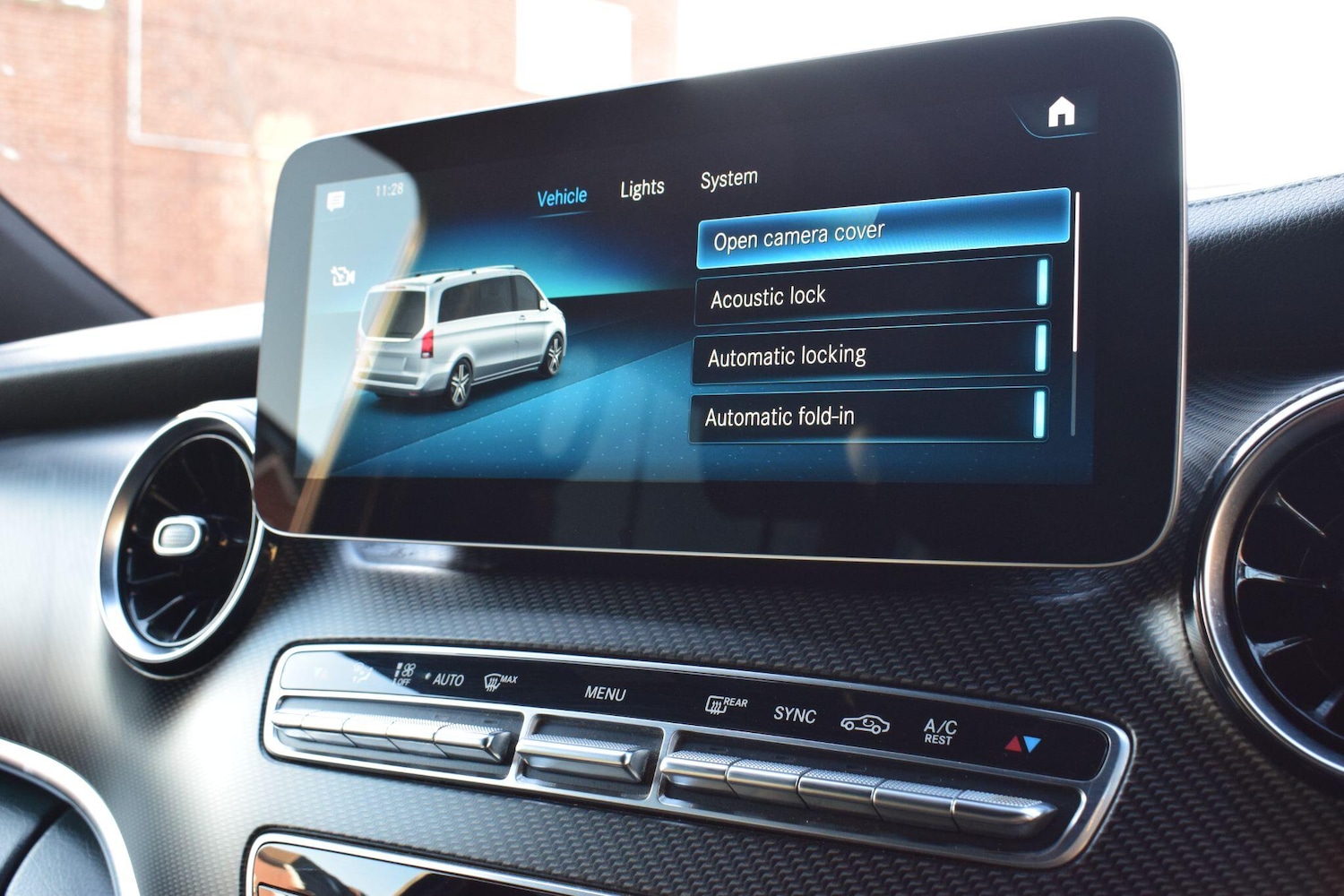 Used Mercedes-Benz V-Class 2020 for sale - 76645993: Photo 40