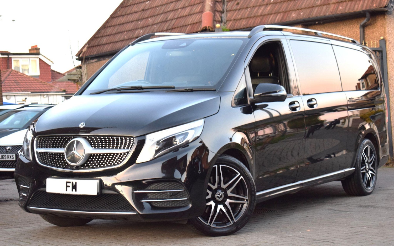 Used Mercedes-Benz V-Class 2020 for sale - 76645993: Photo 63