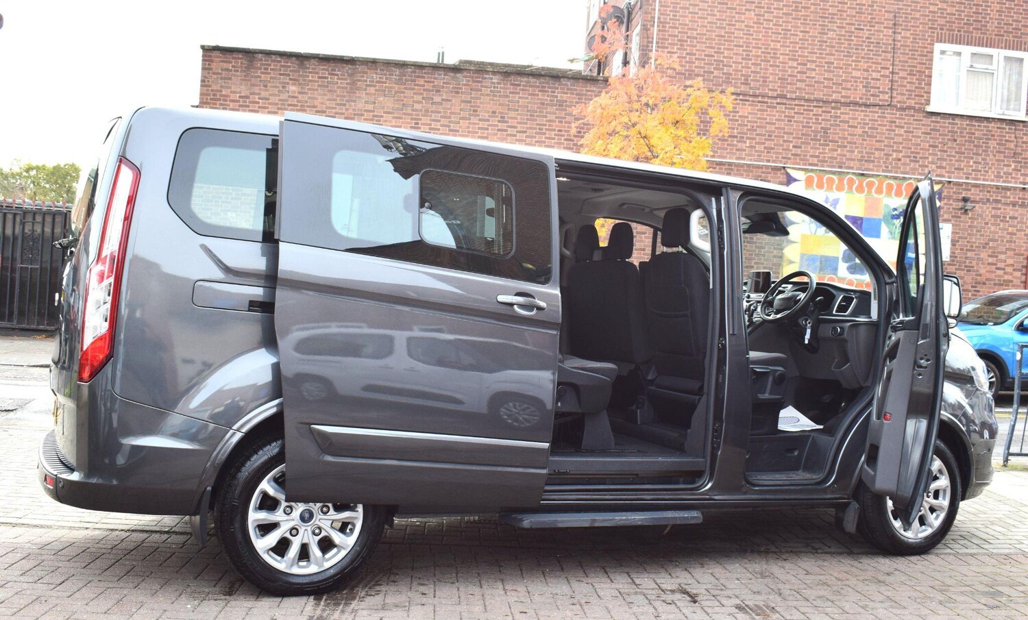 Used Ford Tourneo Custom 2023 for sale - 76409431: Photo 34
