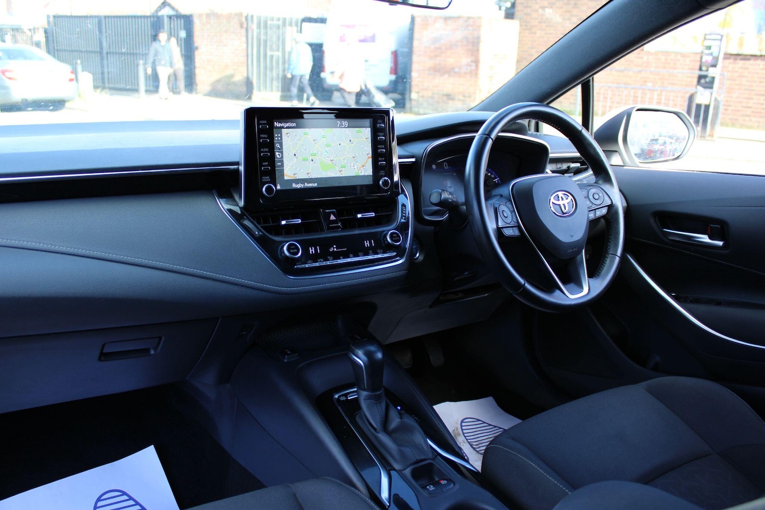 Used Toyota Corolla for sale - 78214177: Photo 2