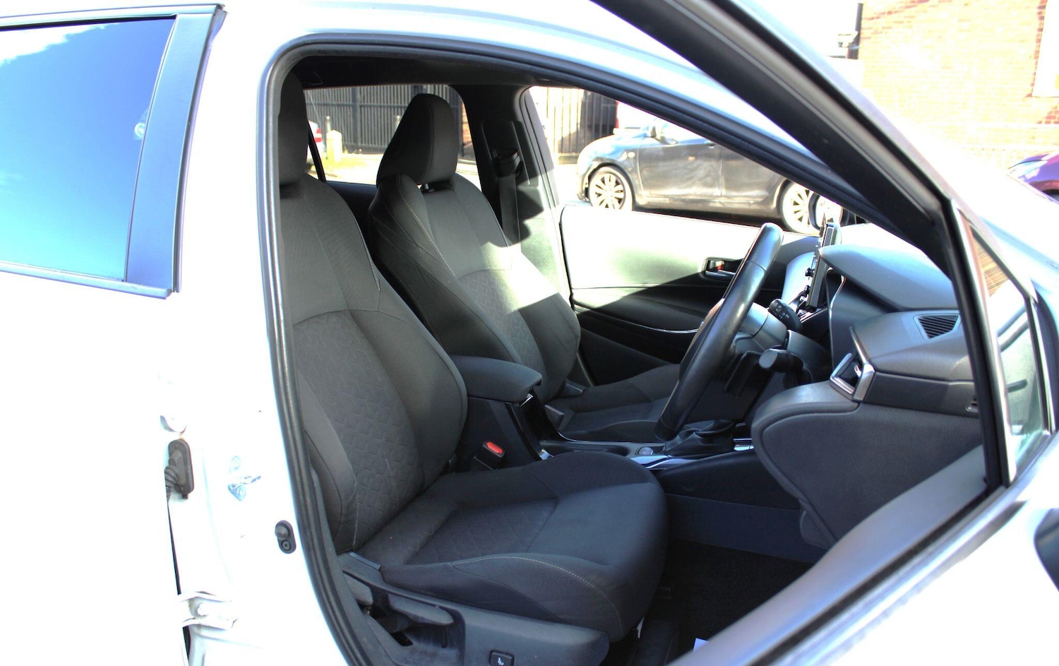 Used Toyota Corolla for sale - 78214177: Photo 6