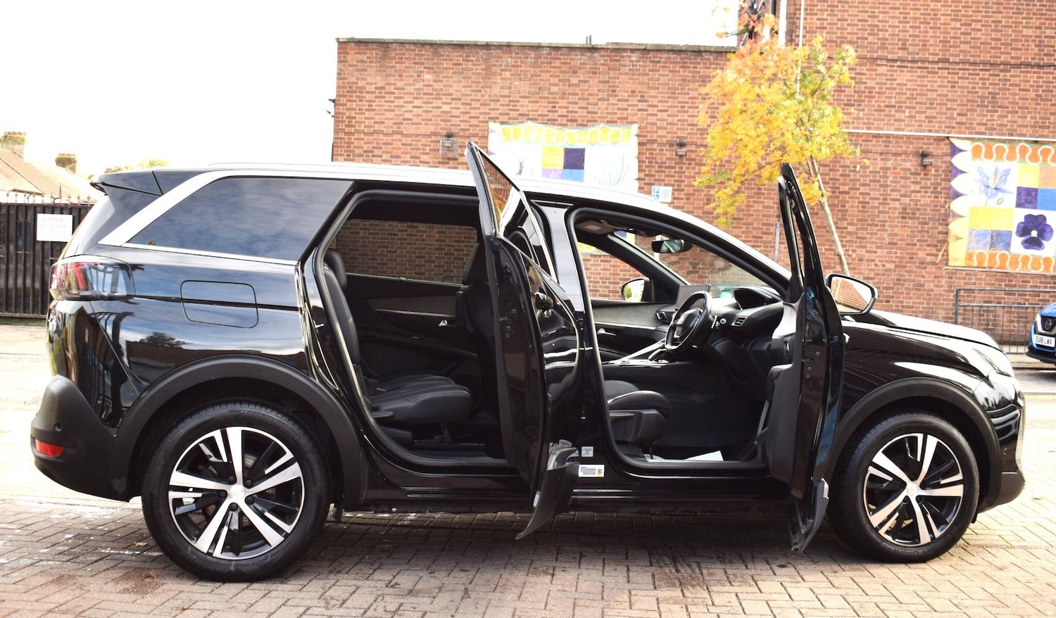 Used Peugeot 5008 2022 for sale - 76484614: Photo 11