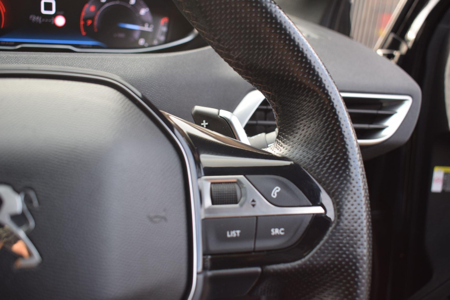 Used Peugeot 5008 2022 for sale - 76484614: Photo 12