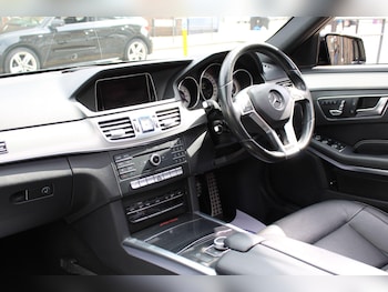 Used Mercedes-Benz E Class 2015 for sale - 79034069: Photo
