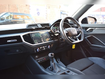 Used Audi Q3 2022 for sale - 77015706: Photo