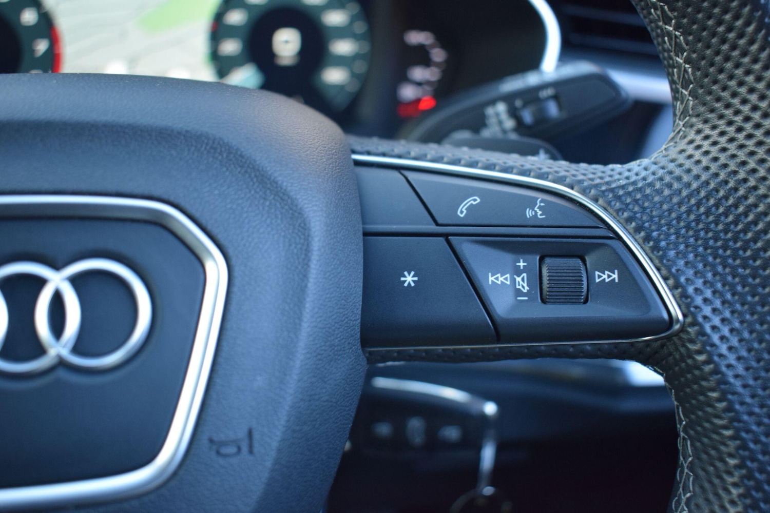 Used Audi Q3 2022 for sale - 77015706: Photo 48