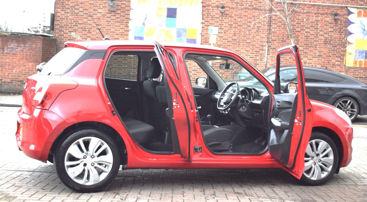 Used Suzuki Swift 2018 for sale - 77396323: Photo 16