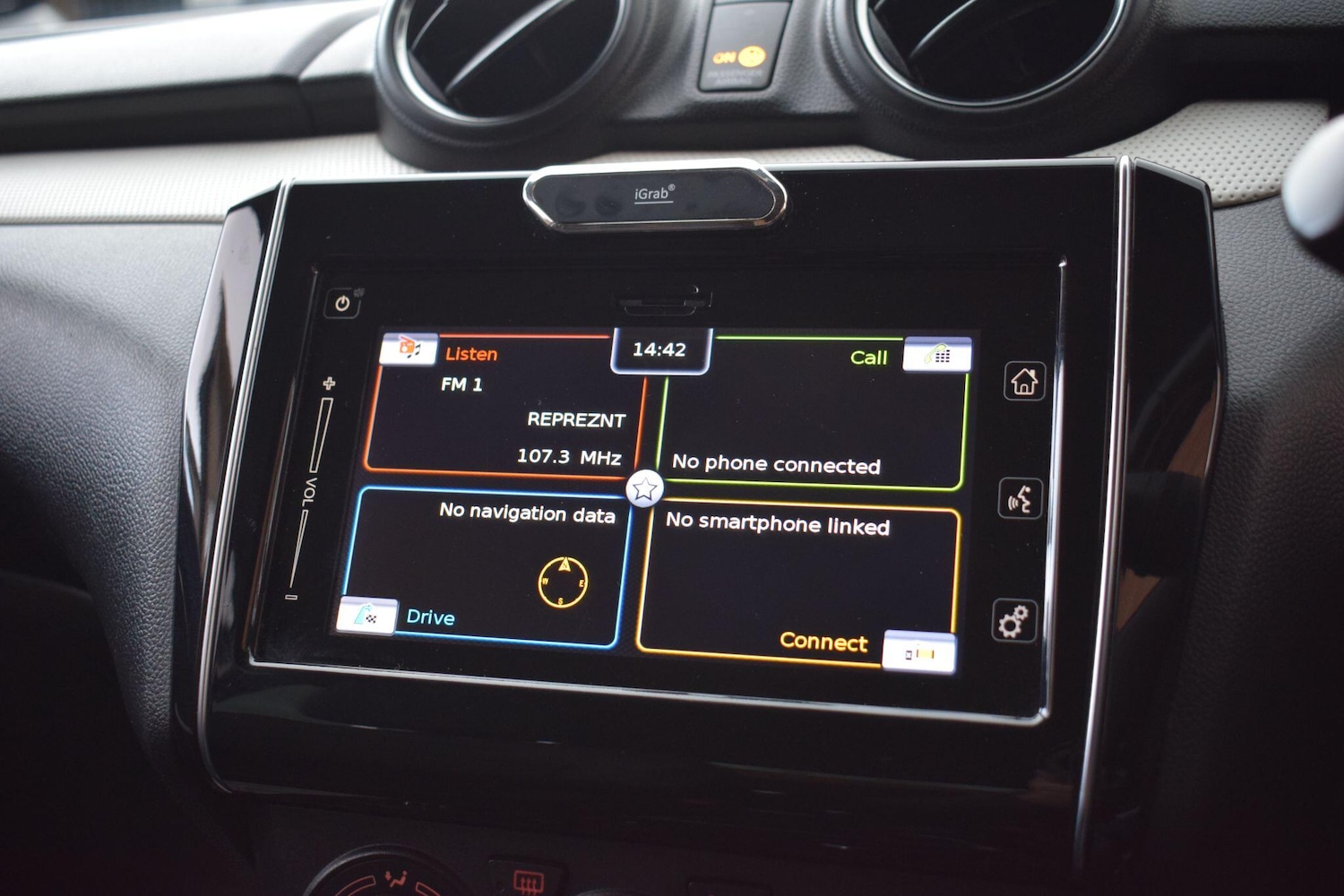 Used Suzuki Swift 2018 for sale - 77396323: Photo 22