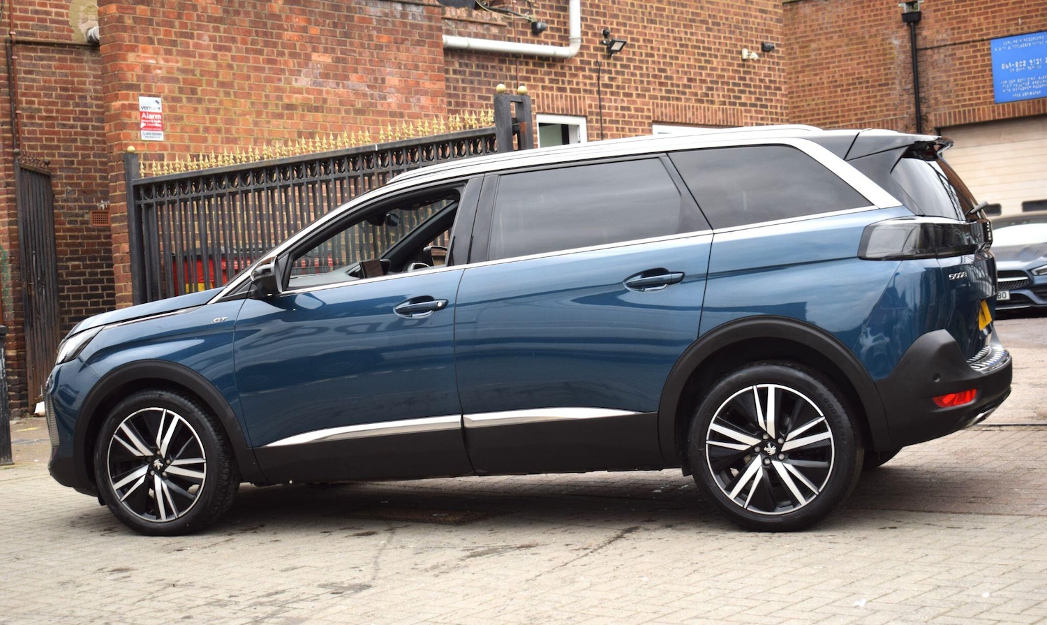 Used Peugeot 5008 2022 for sale - 78100363: Photo 28