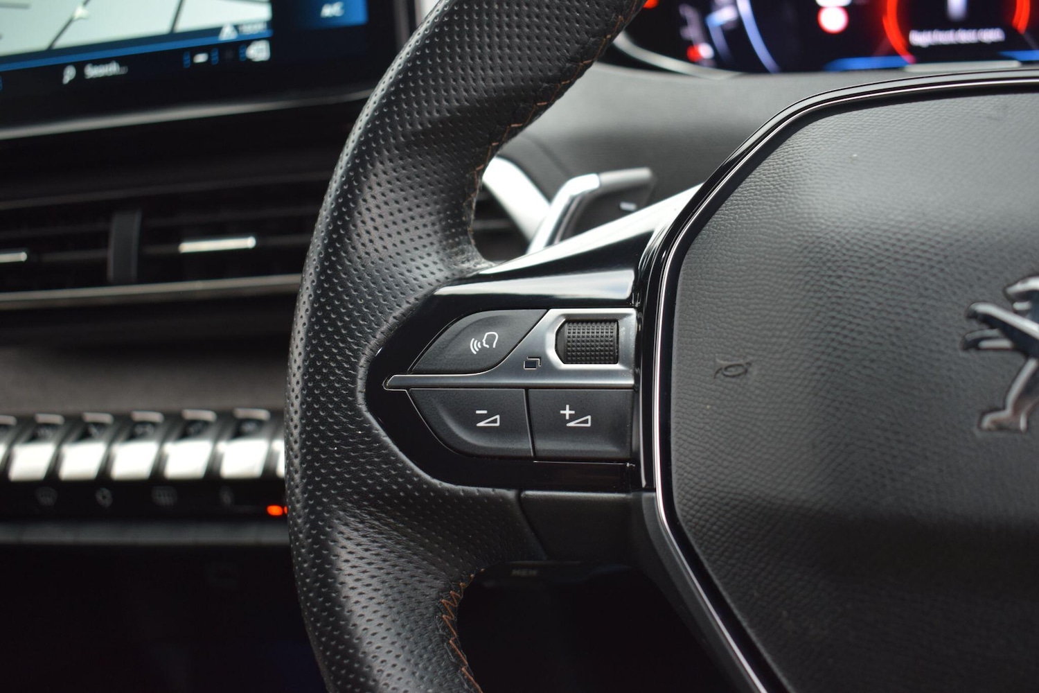 Used Peugeot 5008 2022 for sale - 78100363: Photo 34