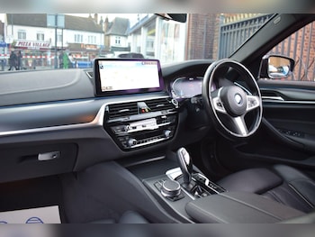 Used BMW 5 Series 2022 for sale - 77387084: Photo