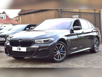 Used BMW 5 Series 2022 for sale - 77387084: Photo