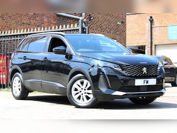 Used Peugeot 5008 2023 for sale - 79247932: Photo