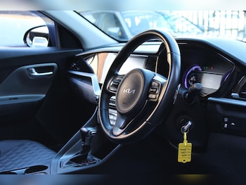 Used Kia Niro 2022 for sale - 78292372: Photo