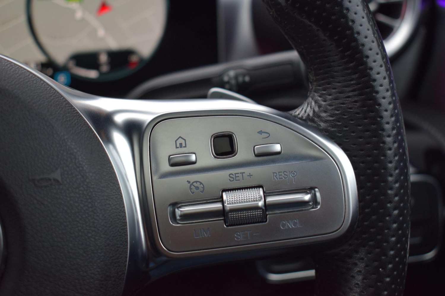 Used Mercedes-Benz CLA for sale - 77854075: Photo 36