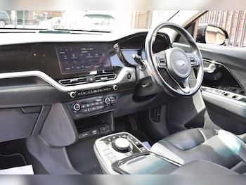 Used Kia Niro 2021 for sale - 74887595: Photo