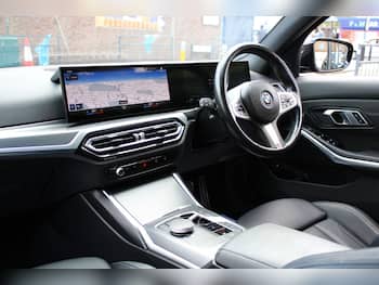 Used BMW 3 Series 2023 for sale - 79698192: Photo