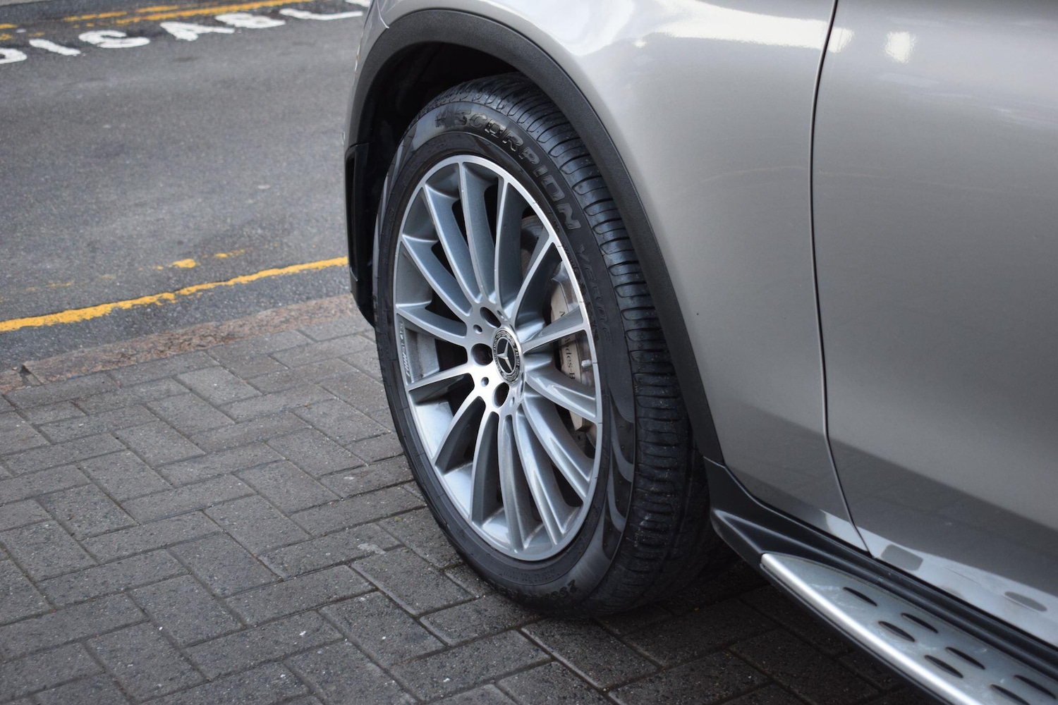 Used Mercedes-Benz GLC 2020 for sale - 76801811: Photo 23