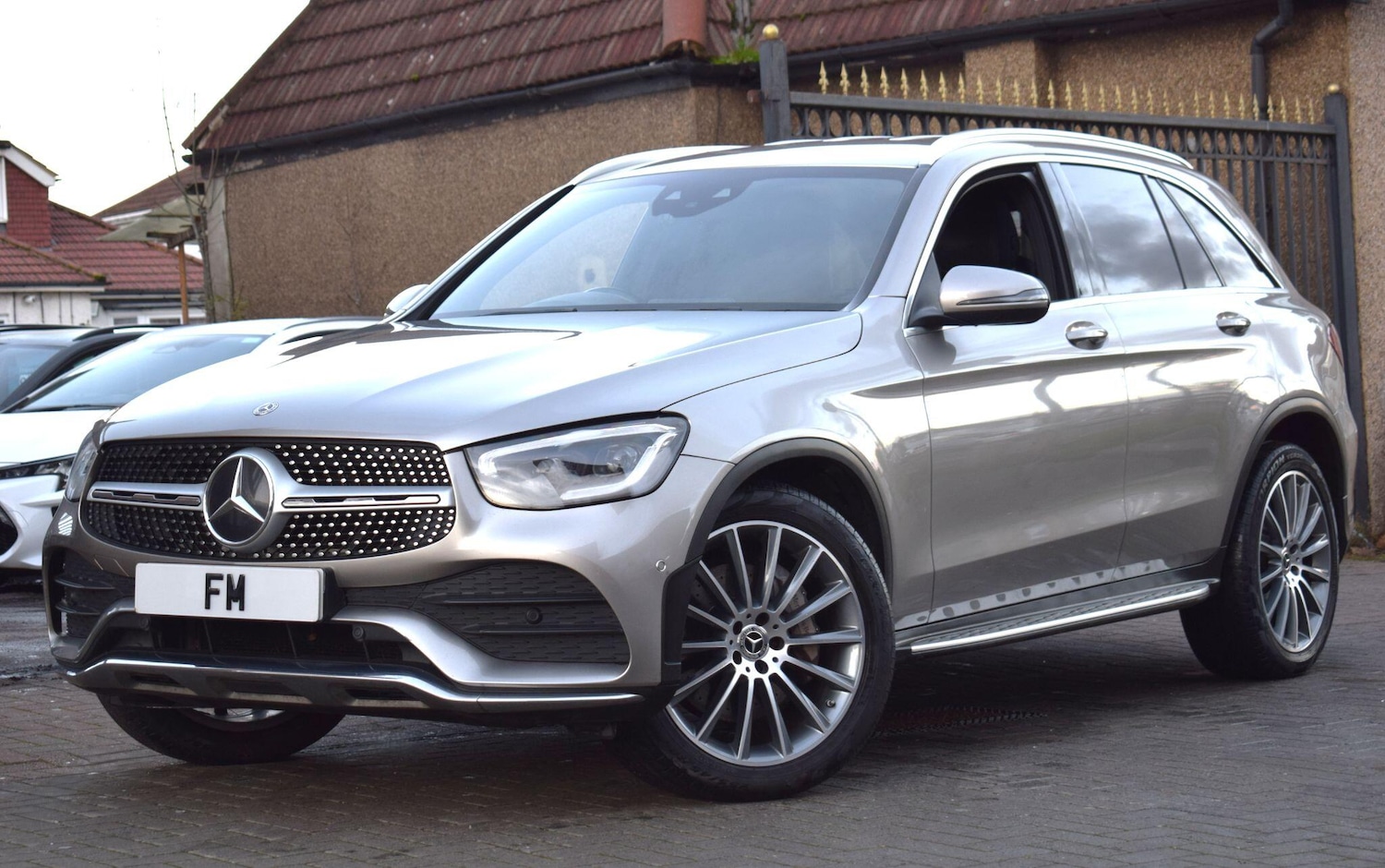 Used Mercedes-Benz GLC 2020 for sale - 76801811: Photo 3