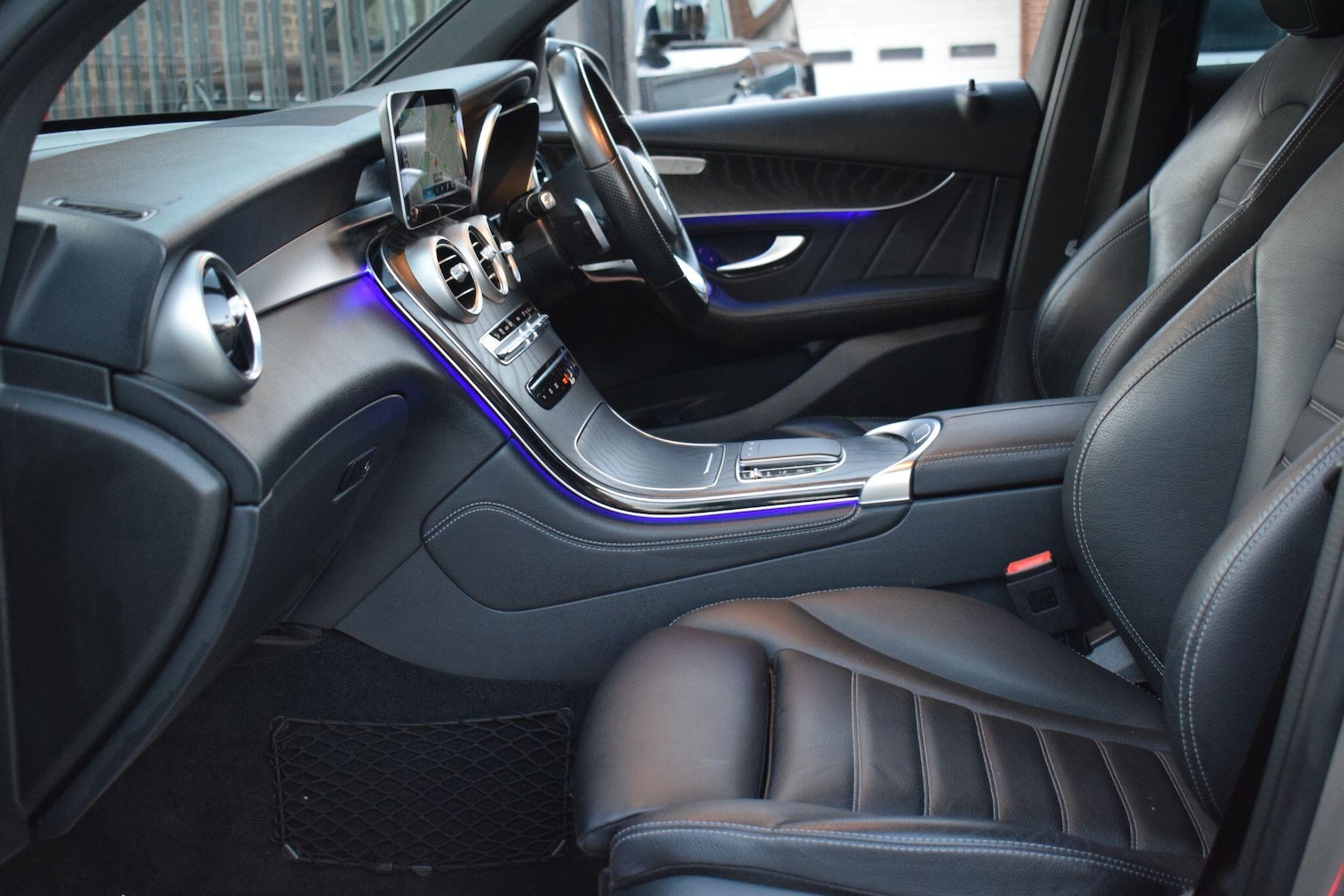 Used Mercedes-Benz GLC 2020 for sale - 76801811: Photo 39