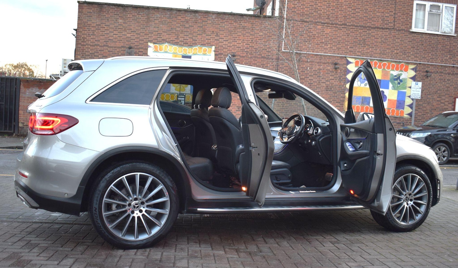 Used Mercedes-Benz GLC 2020 for sale - 76801811: Photo 9
