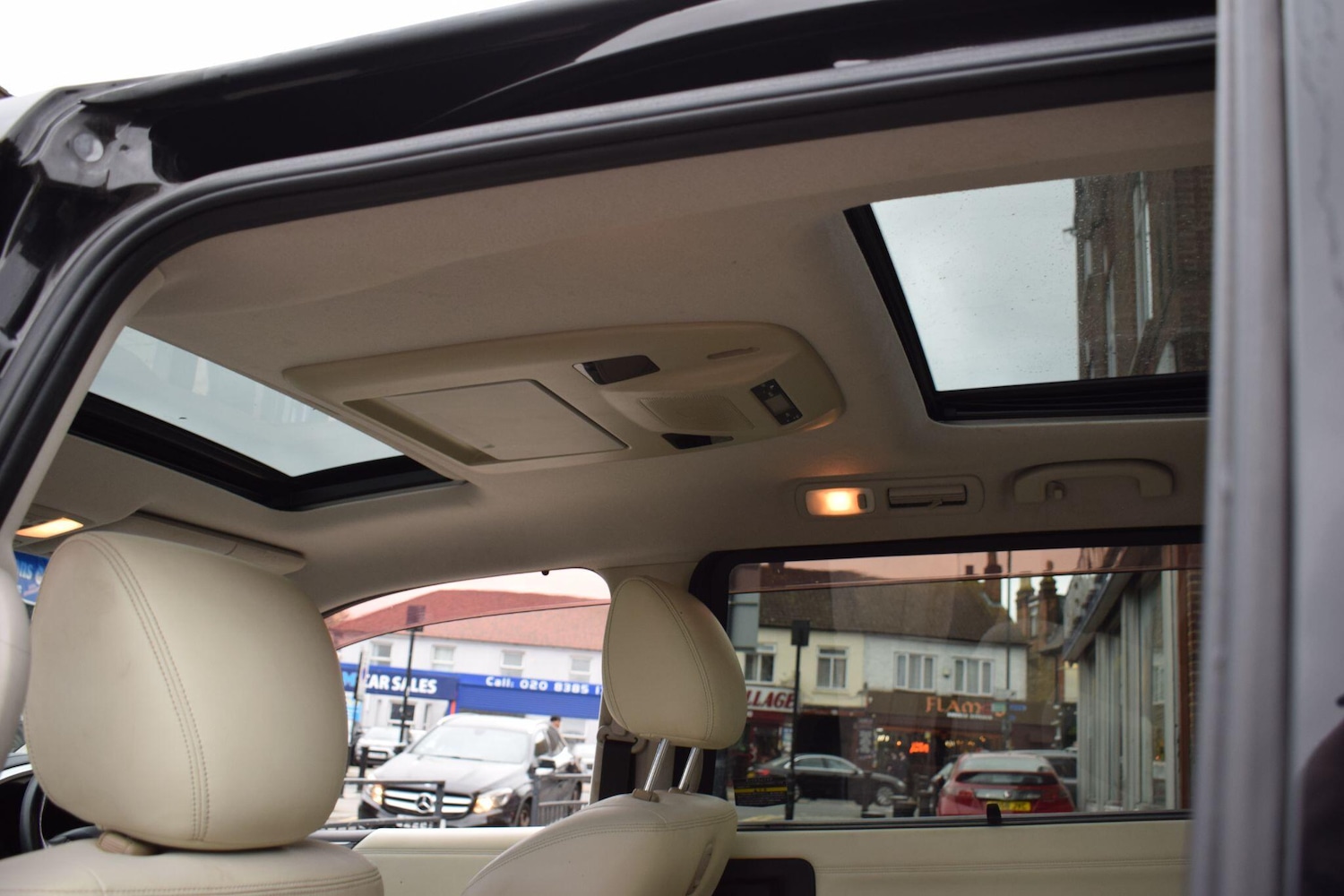 Used Nissan Elgrand 2022 for sale - 78007537: Photo 31