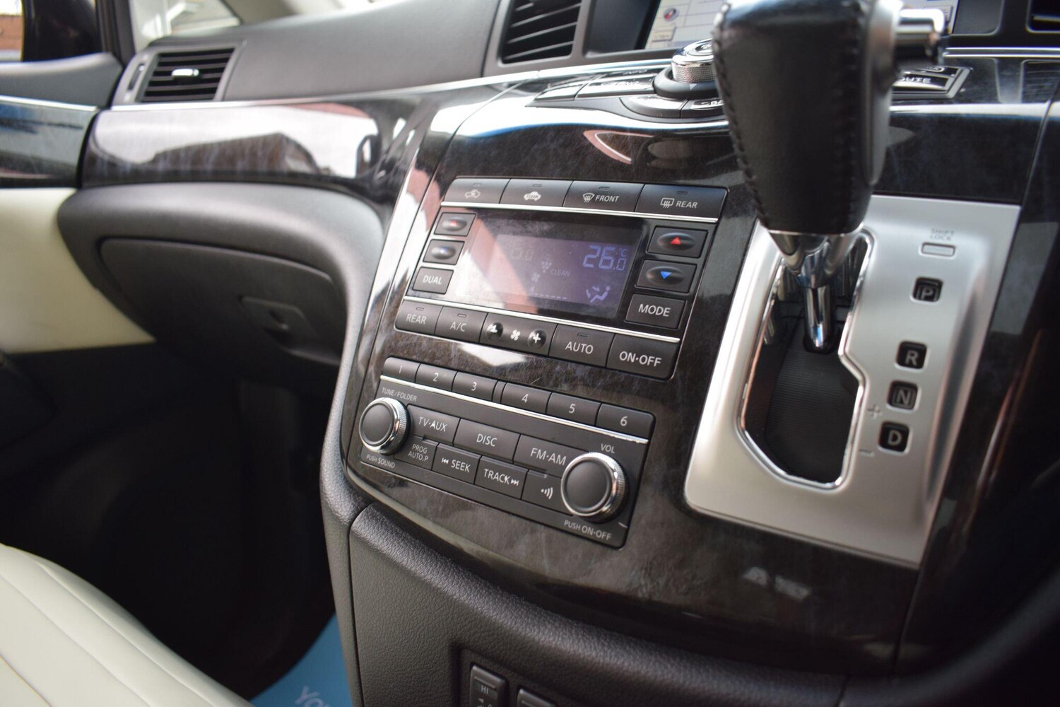 Used Nissan Elgrand 2022 for sale - 78007537: Photo 40