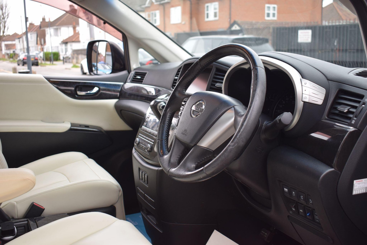 Used Nissan Elgrand 2022 for sale - 78007537: Photo 9