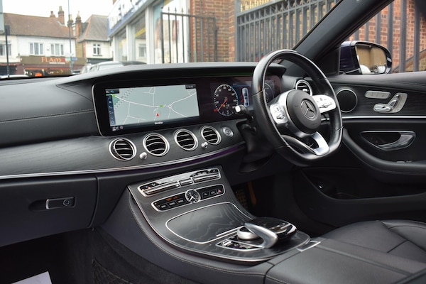 Used Mercedes-Benz E Class 2020 for sale - 75589459: Photo 2