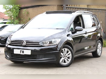 Used Volkswagen Touran 2022 for sale - 78517459: Photo