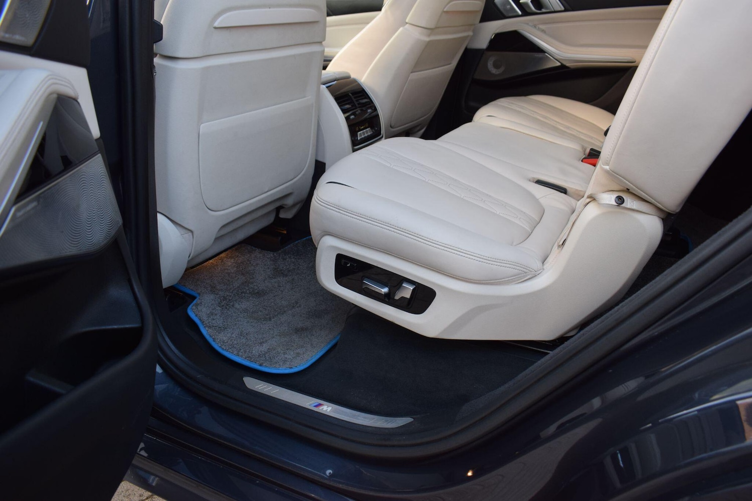 Used BMW X7 2019 for sale - 76887171: Photo 22