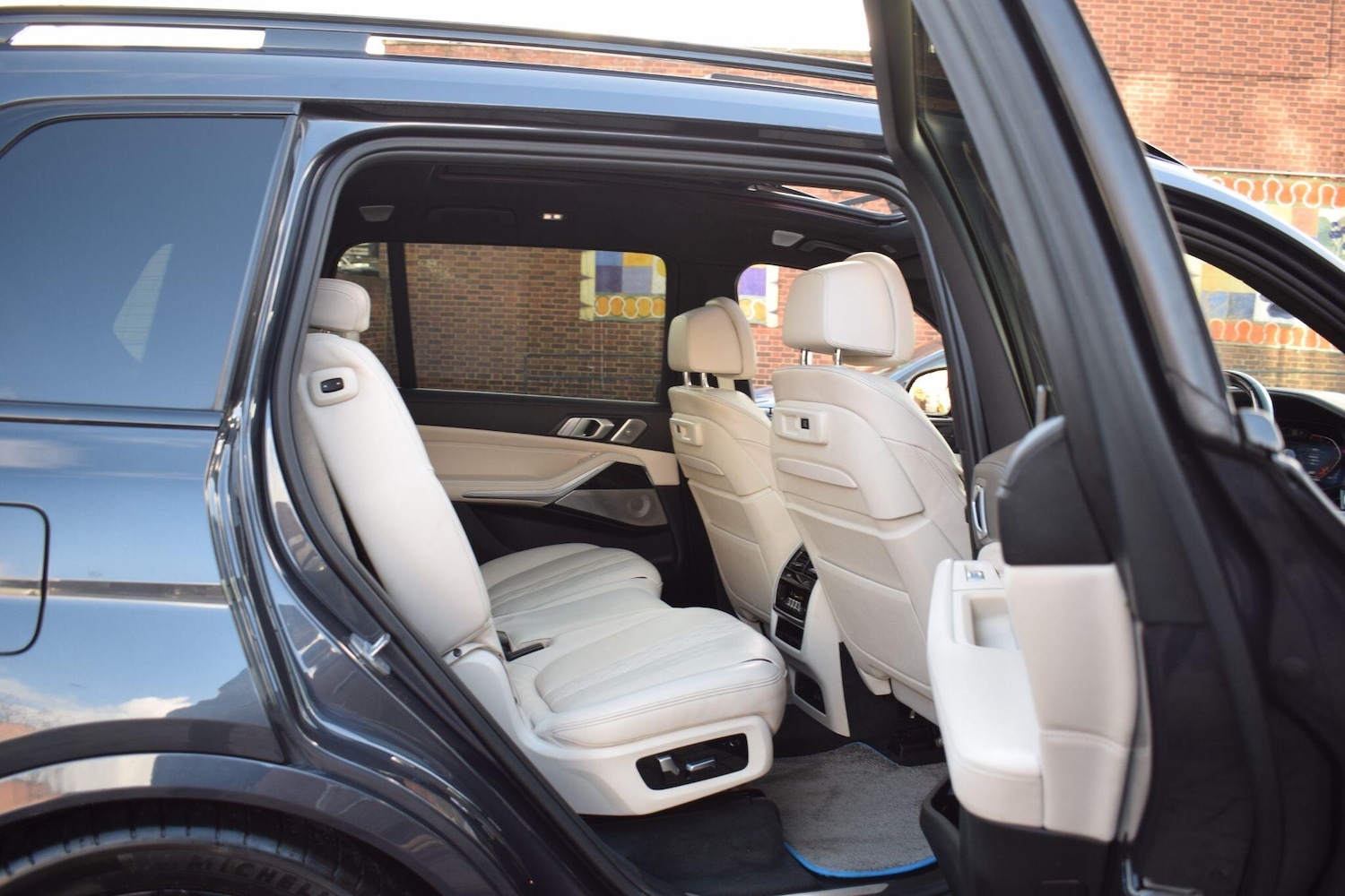 Used BMW X7 2019 for sale - 76887171: Photo 27