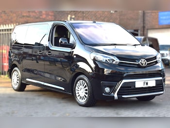 Used Toyota PROACE CITY Verso 2022 for sale - 76522306: Photo