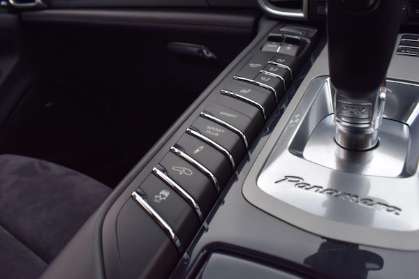 Used Porsche Panamera 2016 for sale - 75609075: Photo 26