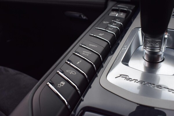 Used Porsche Panamera 2016 for sale - 75609075: Photo 27