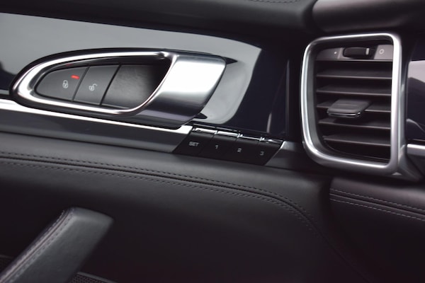 Used Porsche Panamera 2016 for sale - 75609075: Photo 34