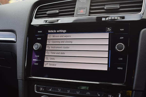 Used Volkswagen Golf 2017 for sale - 75770078: Photo 35